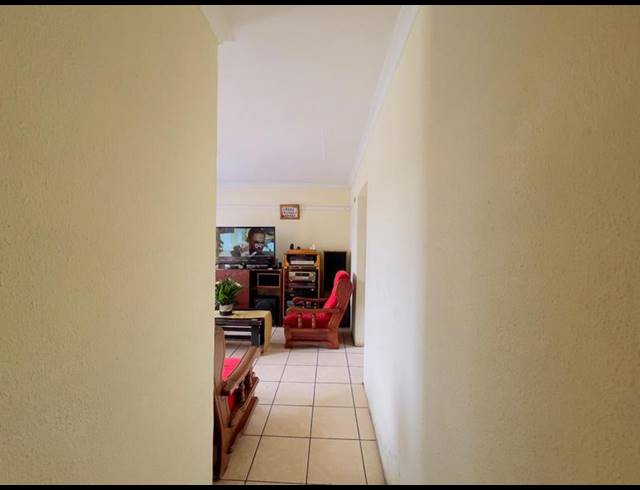 3 BEDROOM HOUSE FOR SALE IN RIVERLEA